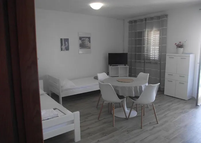 Milo Lägenhet Kukljica